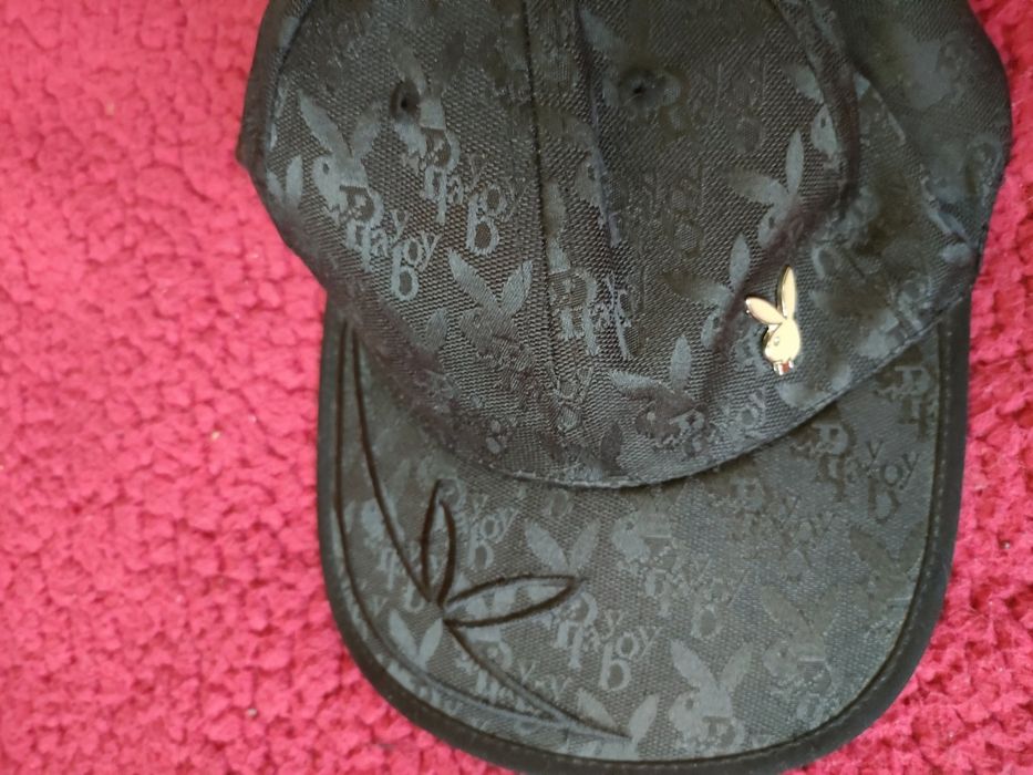 Czapka  Playboy z daszkiem damska. Króliczek.