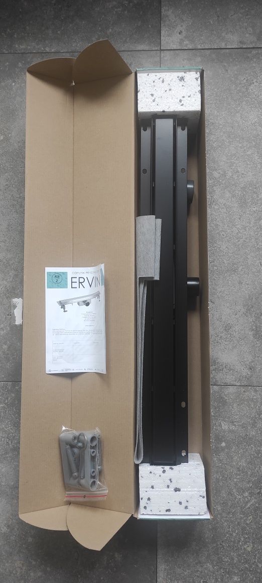 Odpływ liniowy Erwin 700