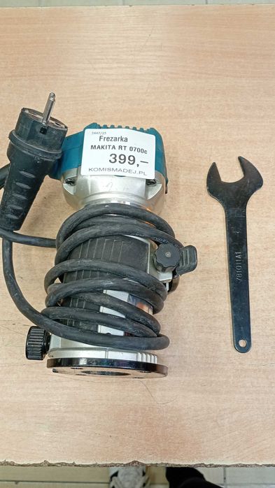 Frezarka Makita  RT0700C-Komis MADEJ Dębica