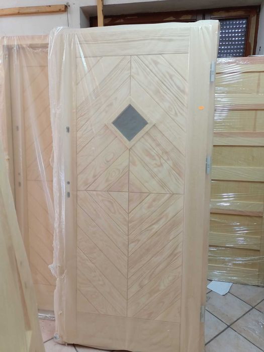 drzwi sosnowe ocieplone  Producent Od ręki