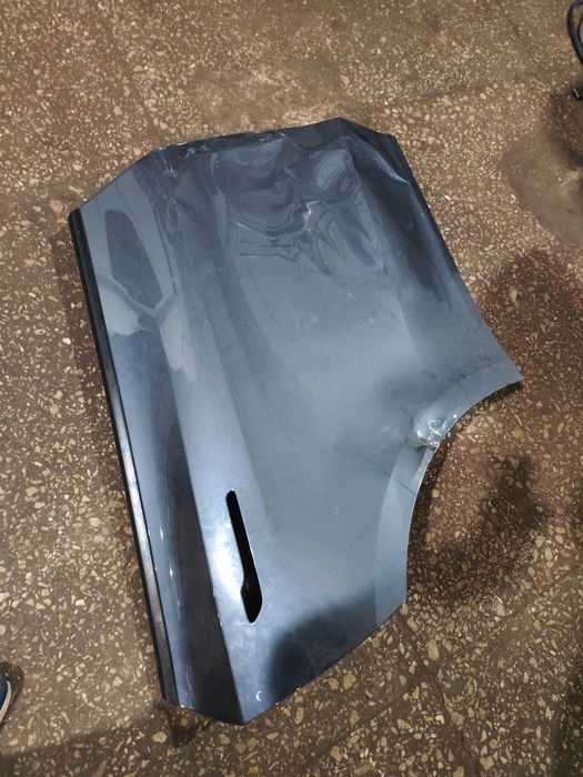 Продам двері задні на Tesla Y 2021