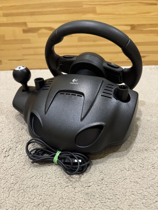 Хороший стан. Logitech Driving Force GT
