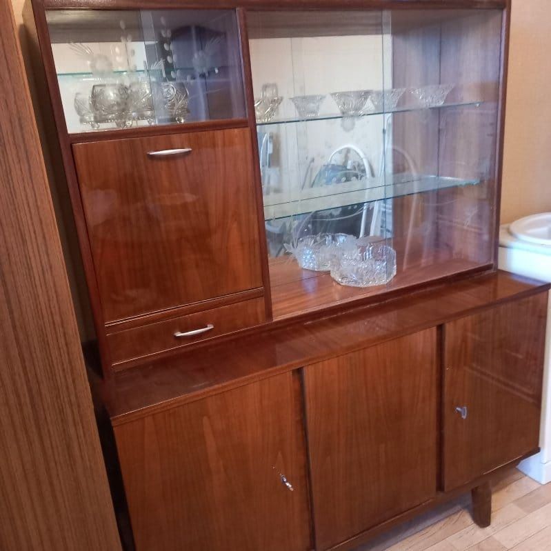 Kredens drewniany lata 70te