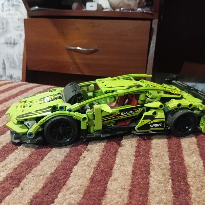 Лего авто та мотоцикл