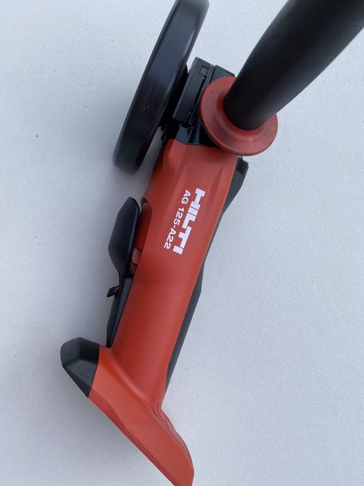 Akumulatorowa szlifierka kątowa HILTI AG 125-A22