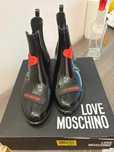 Love moschino kalosze rewelacja