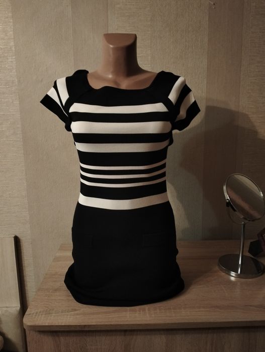 Платье зебра в полоску