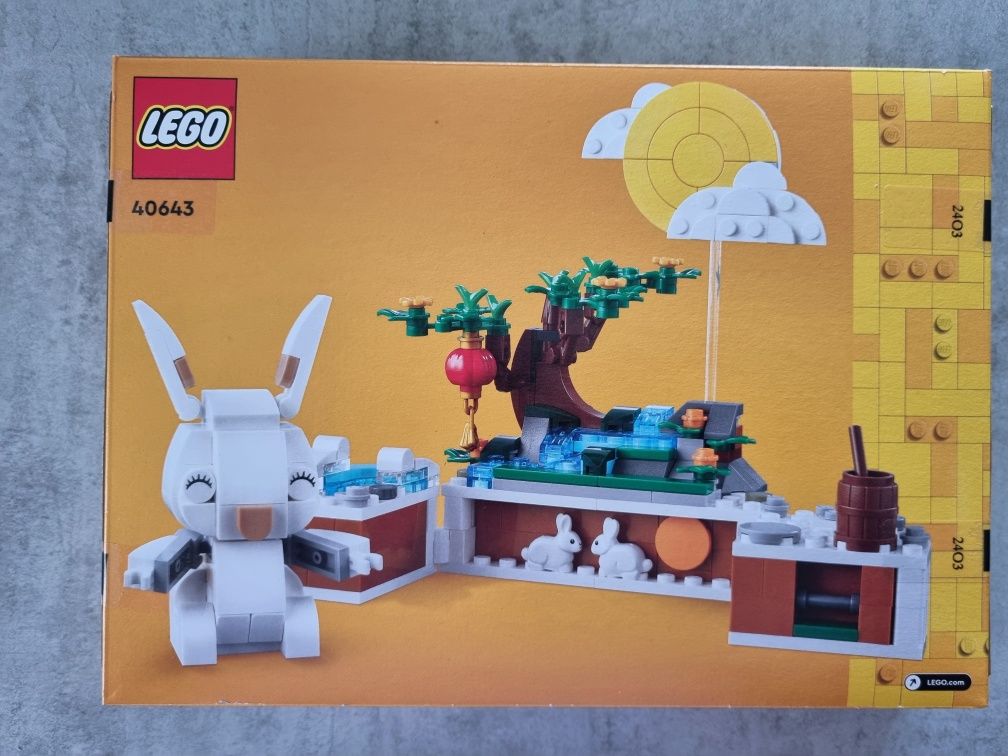 Nowe klocki lego księżycowy królik 40643