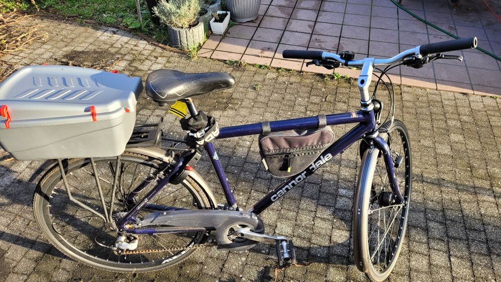 Rower Cannondale rama L, koła 28"