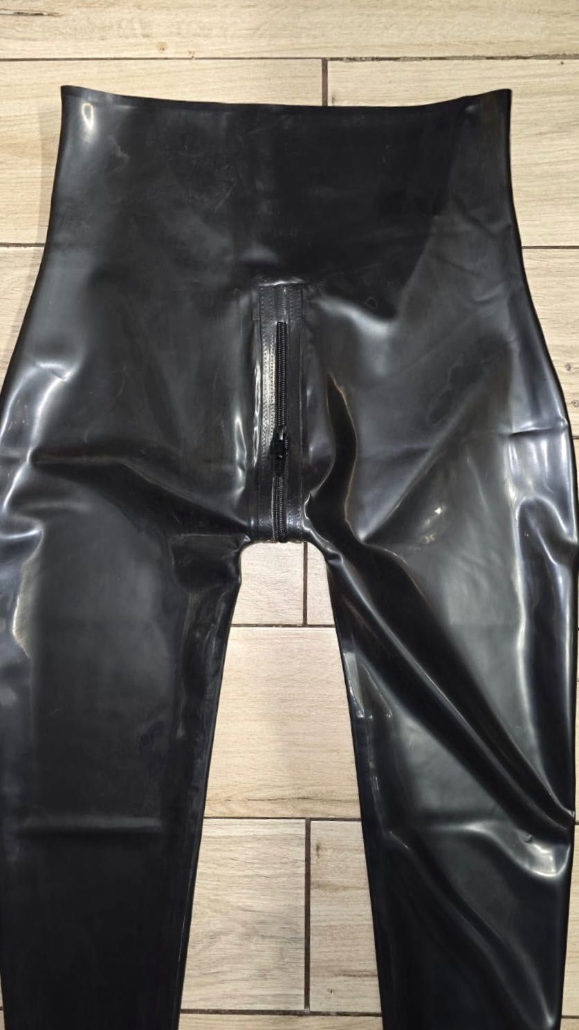 931/ OD RĘKI XL getry legginsy spodnie latex lateks CHLOROWANY czarne