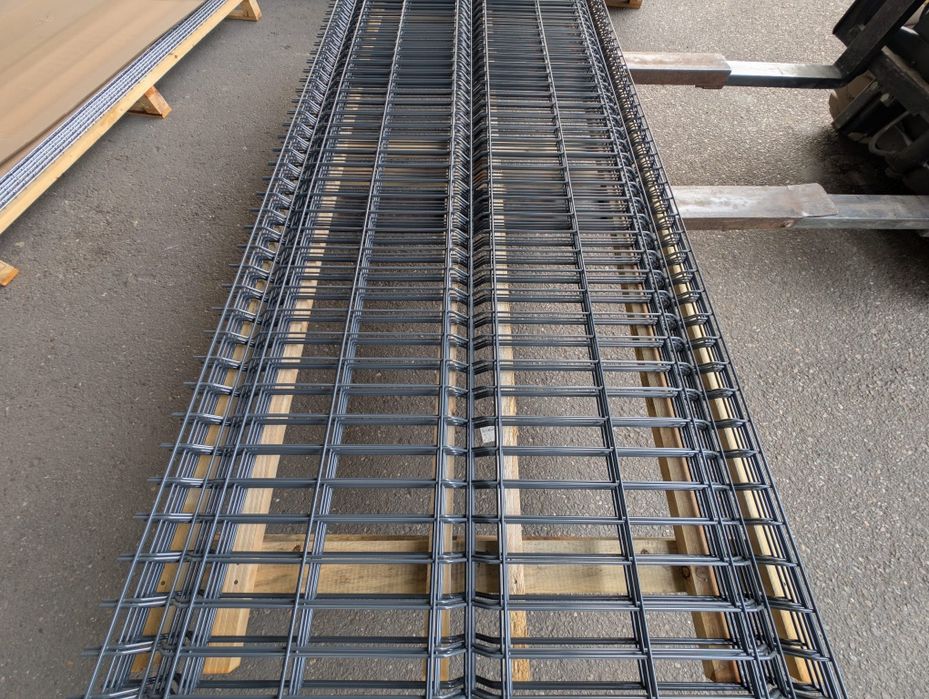 Painel de vedação NOVO EM FABRICA COM OS POSTES