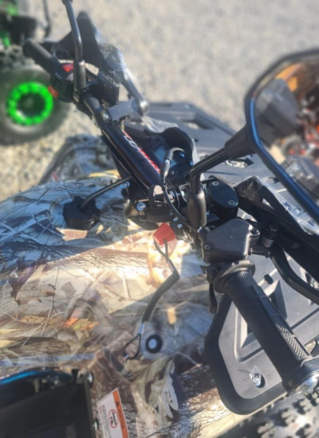 Quady , quad Najnowszy Hunter Comander military version 125cc!