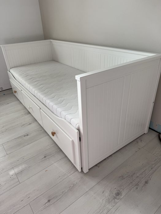 Ikea hemes lozko z materacami