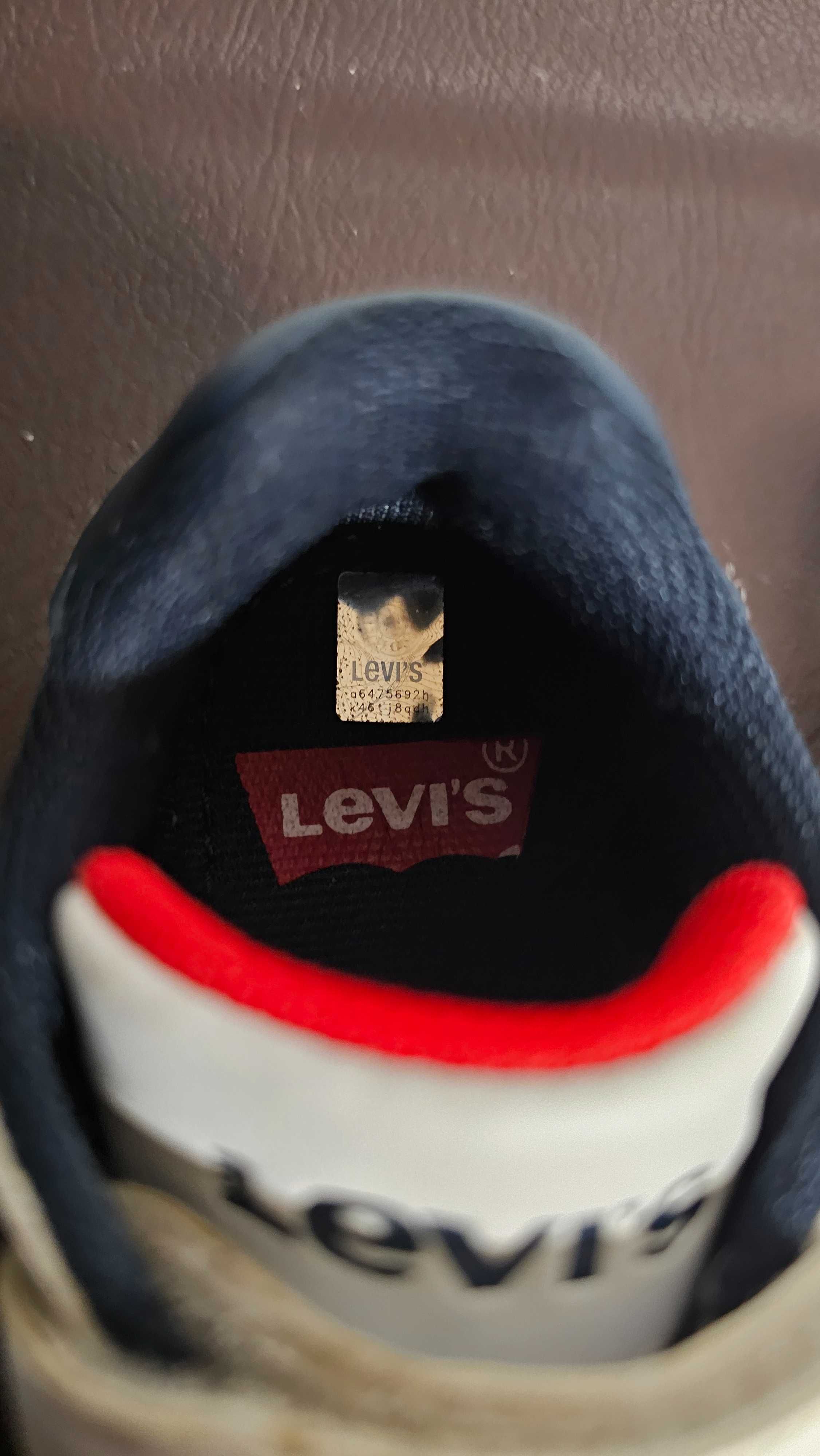 Sapatilhas / Ténis Levi's N°22