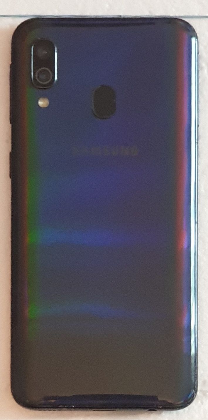 Telemóvel Smartfone android samsung a40,