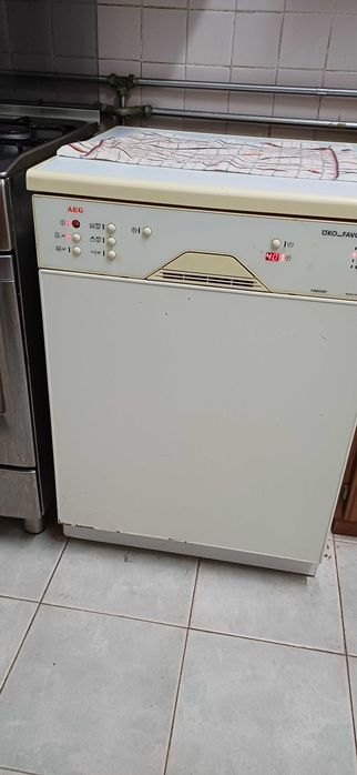 Máquina de  lavar loiça