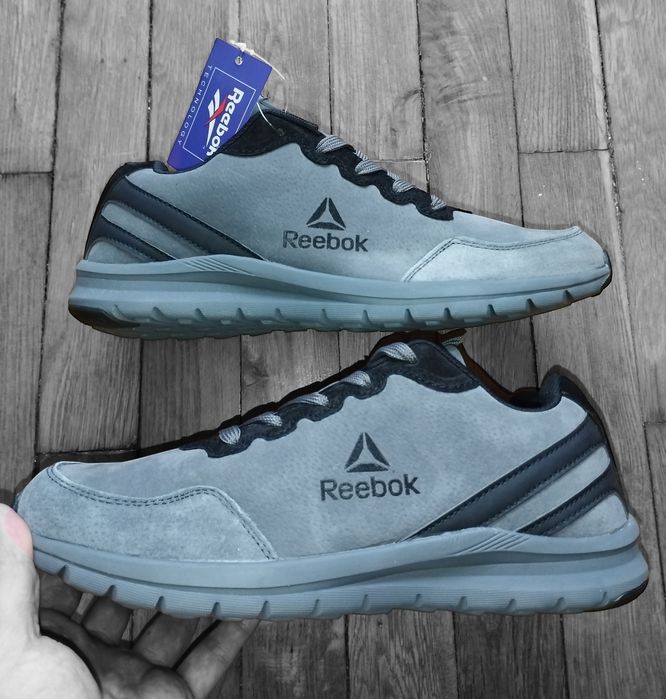 Кроссовки Reebok замш 43.44.45