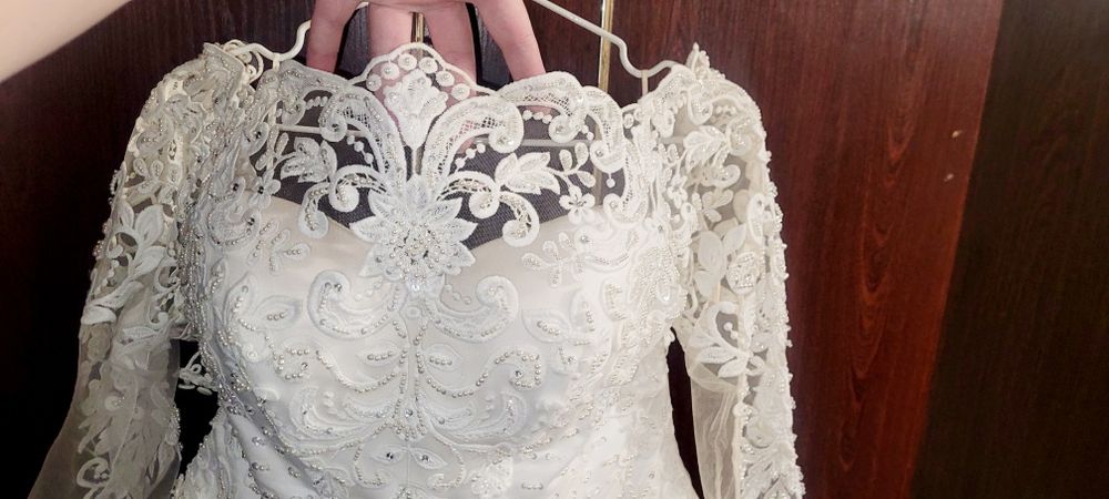 Весільна сукня, Пишна, не вінчана