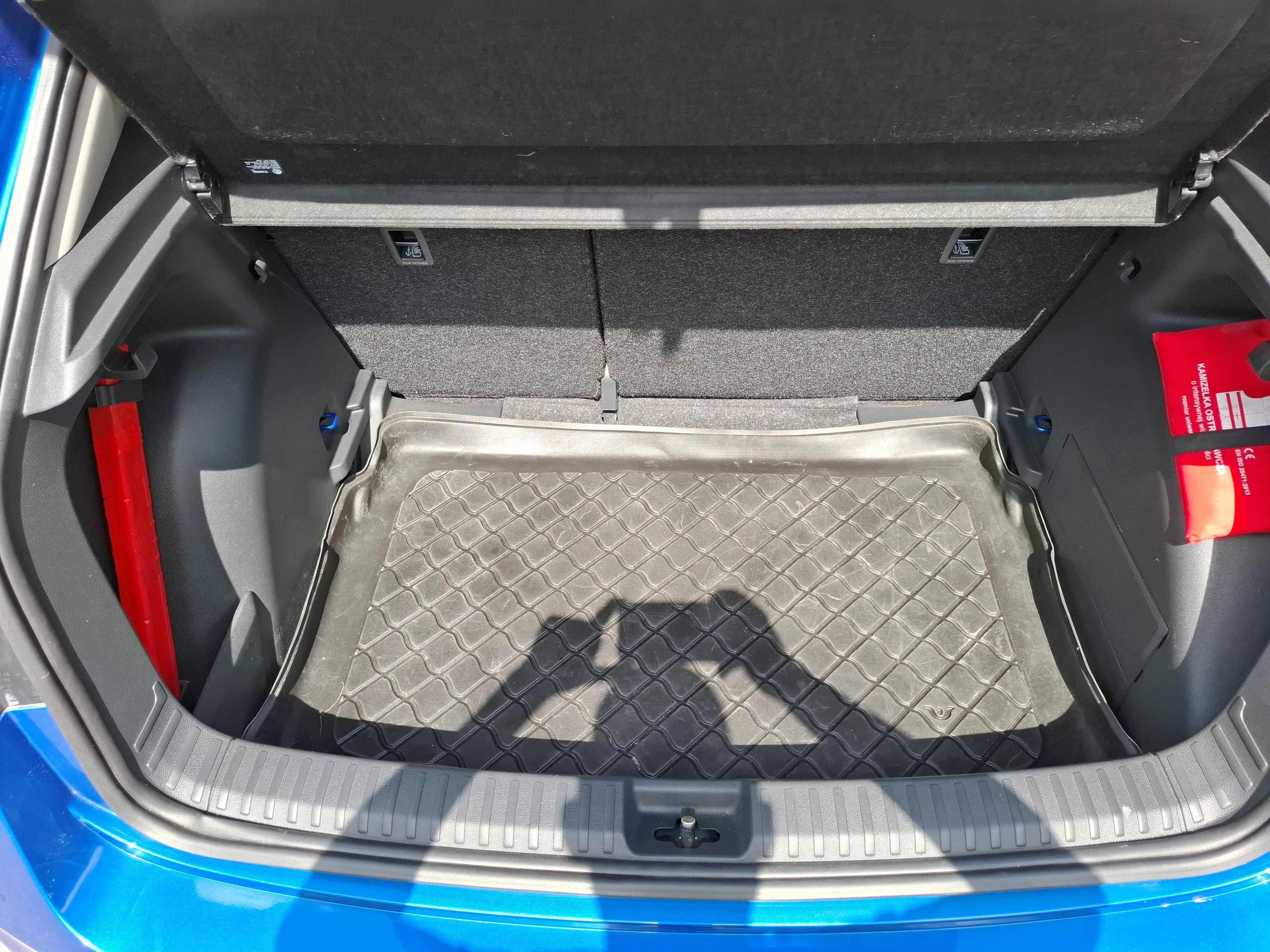 Wynajem wypożyczalnia pojazdów aut Škoda Fabia IV 2023r
