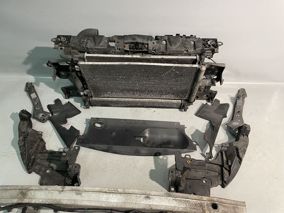 Wzmocnienie czołowe renault megane 3 10rok belka okular pas chłodnice