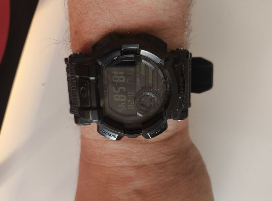 Na sprzedaż zegarek G-Shock GD-400MB