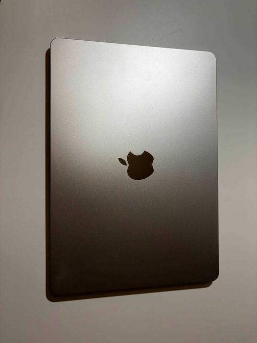 MacBook Air M2 13,6" 8/256 GB –Idealny stan! 100% Kondycji, nieużywany