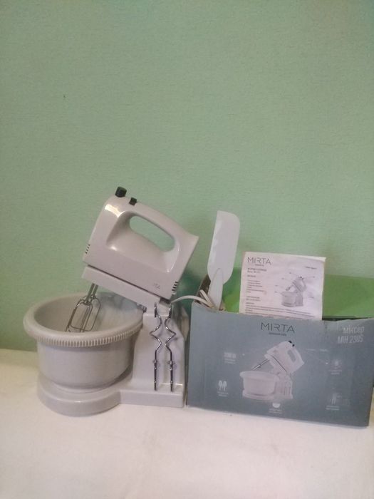 Миксер MIRTA с чашей, съёмный
