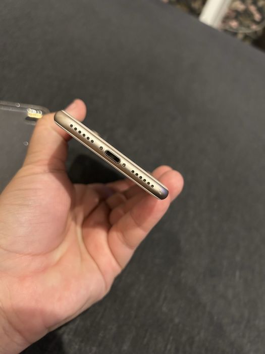 Iphone 8 64GB Como novo VENDO OU TROCO