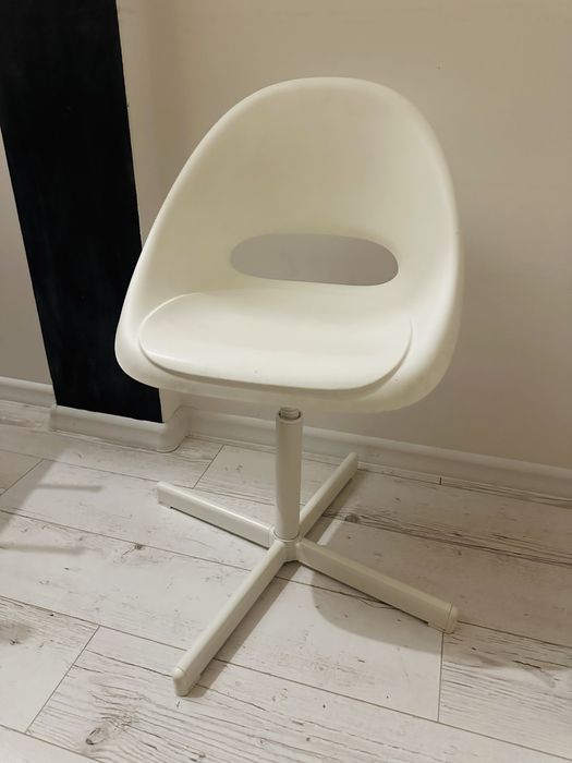 Dzieciece krzesło biurowe, do biurka, fotel białe
