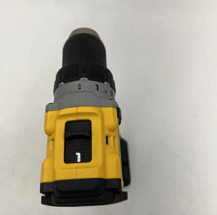 Акумуляторний безщітковий дриль-шуруповерт DEWALT DCD800P1 20V 90 Nm