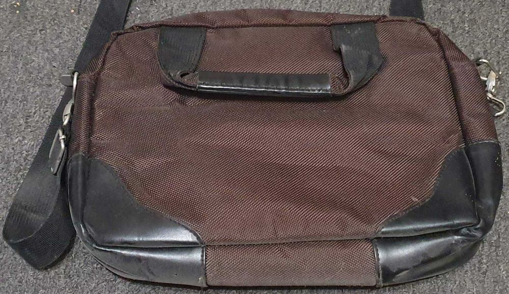 Сумки для ноутбука