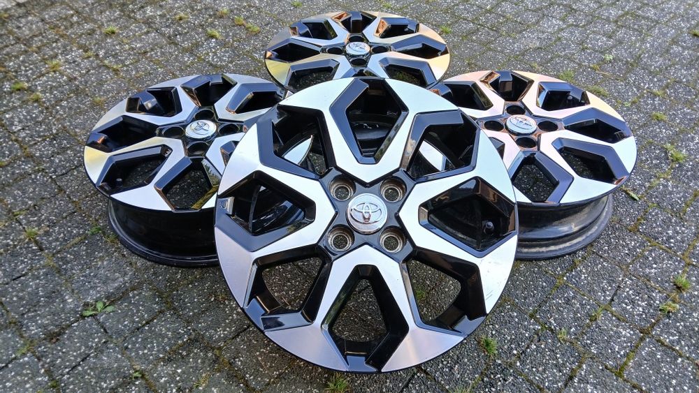 15" Toyota Yaris Aygo  4x100  4,5j et35  Super Stan W oryginale