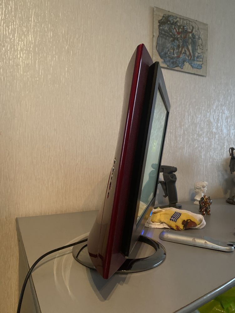 Монитор LG M1740AB