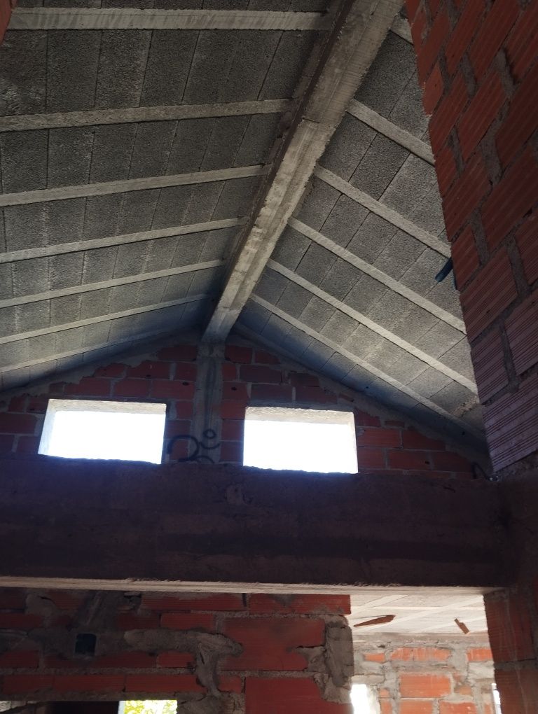 Casa com terreno