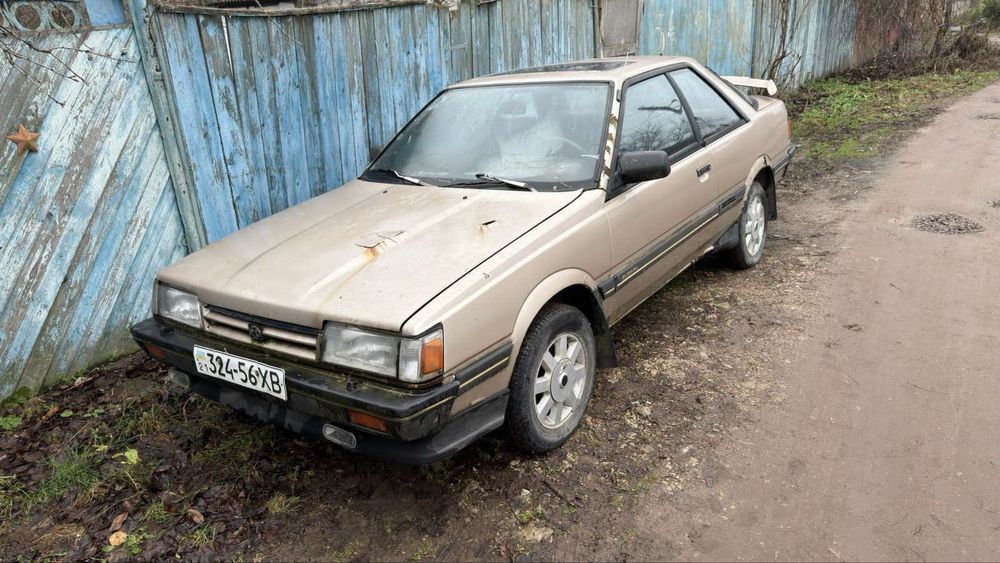 Продам Субару лион