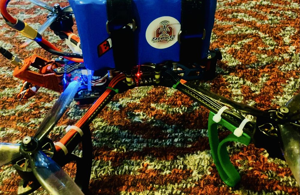 Дрон FPV 7. AKK 3W, Mark 4