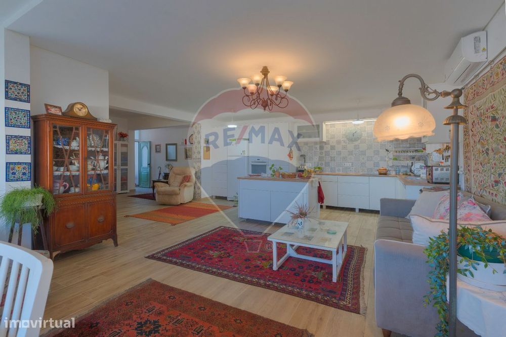 Moradia T7 para venda