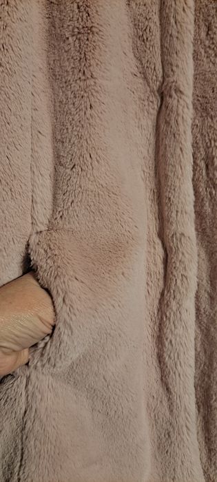 Futerko w kolorze brudnego różu