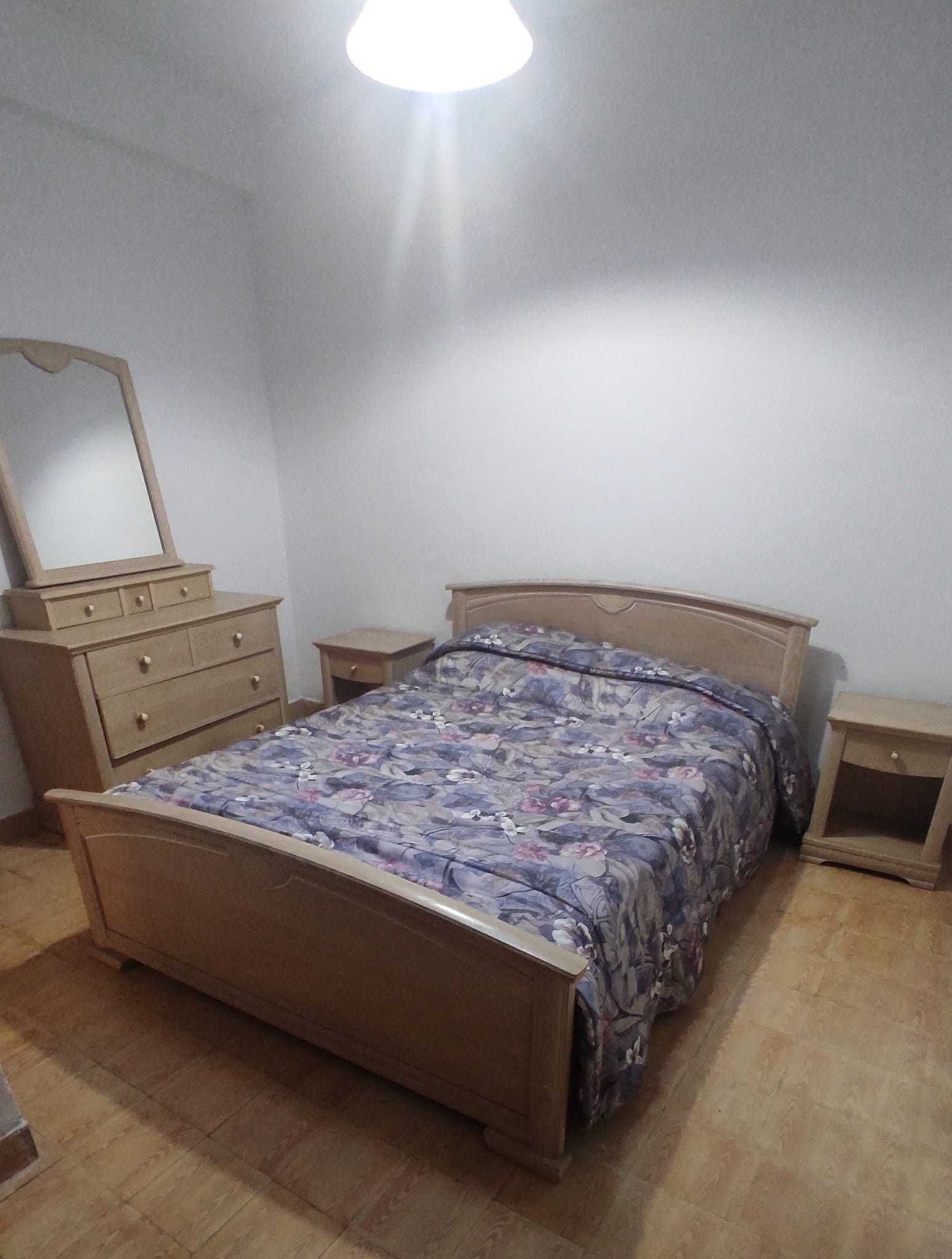 Quarto em Bom estado.