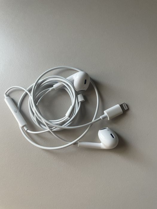 Nowe słuchawki do iphona airpods douszne