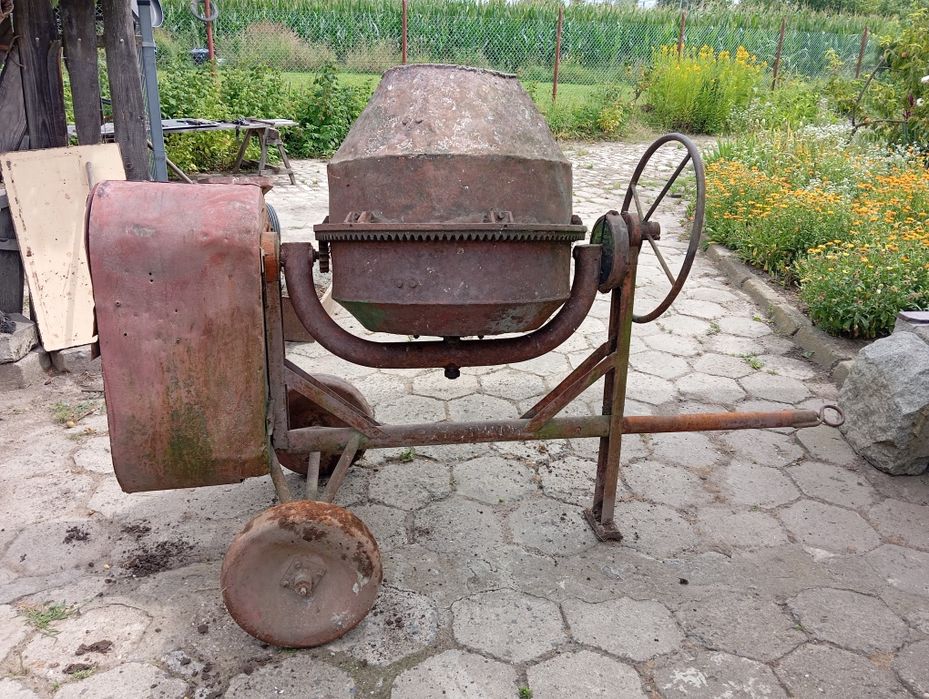 Betoniarka 150 litrów na chodzie