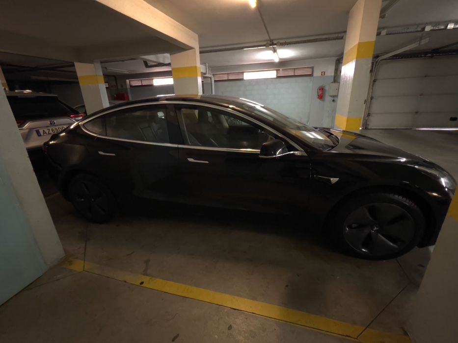 Tesla model 3 standard range plus rwd