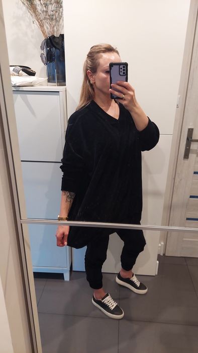 Czarny welurowy komplet dresowy JOJO Miss Jacet