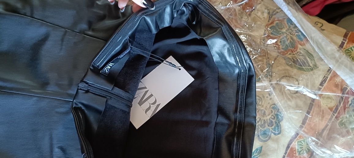 Vestido novo Zara