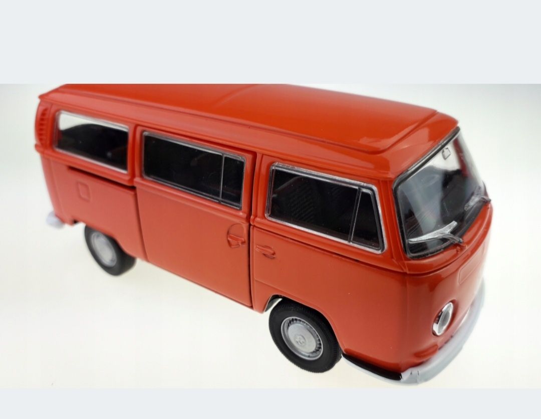 1972 Volkswagen Bus T2  Skala 1:34