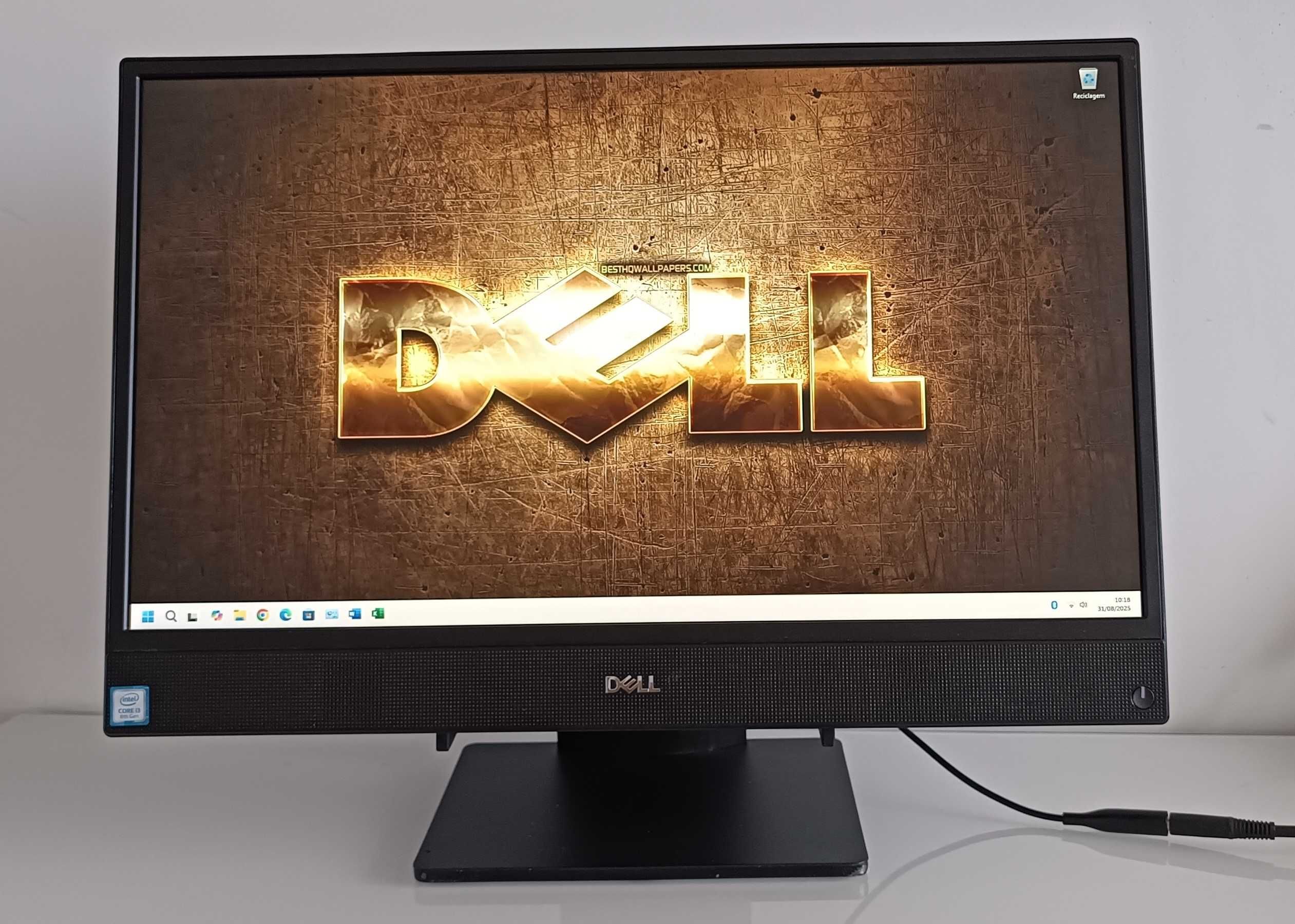 Dell Inspiron 22 3280 All In One Ecrã 21.5 FHD/i3/12GB RAM/SSD+HDD