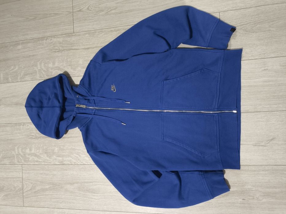 Продам зіп худі Nike оригінал.