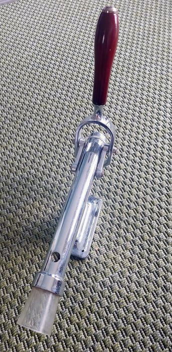 Saca rolhas de parede