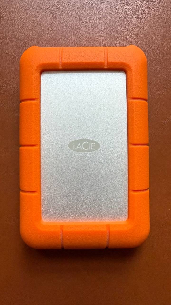 Зовнішній жорсткий диск HDD LaCie 4TB USB C