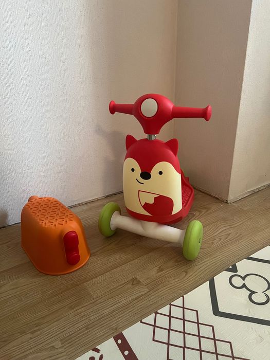 Самокат толкатор skip hop